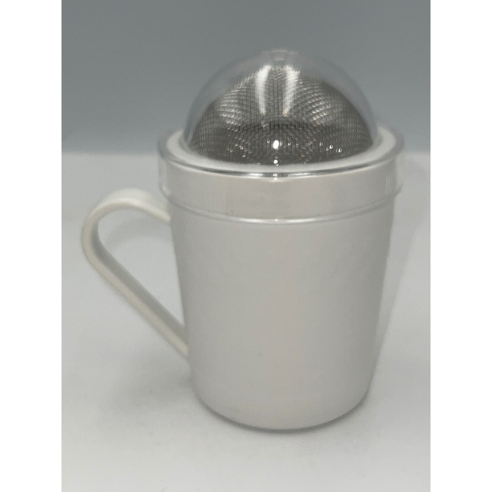 Pampered Chef Flour Sugar Shaker White Mesh Sifter With Lid